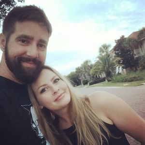 Meet your Posher, Leslie